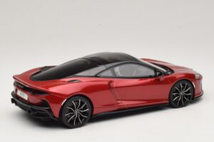 McLaren GTS Punainen GT Spirit 1:18 GT971 Hartsi — kuva 2 / 6