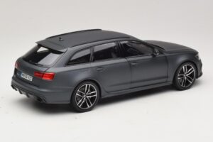 Audi RS6 C7 Avant Daytona Grey Minichamps 1:18 5011216225 Metalli — kuva 2 / 8