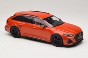 Audi RS6 C8 Avant Oranssi Metallinen Minichamps 1:18 155018012 Metalli — kuva 4 / 6