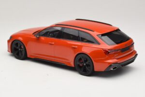Audi RS6 C8 Avant Oranssi Metallinen Minichamps 1:18 155018012 Metalli — kuva 5 / 6