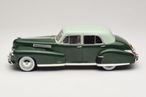 Cadillac Fleetwood Series 60 Special Vihreä MCG 1:18 MCG18657 Metalli — kuva 3 / 6