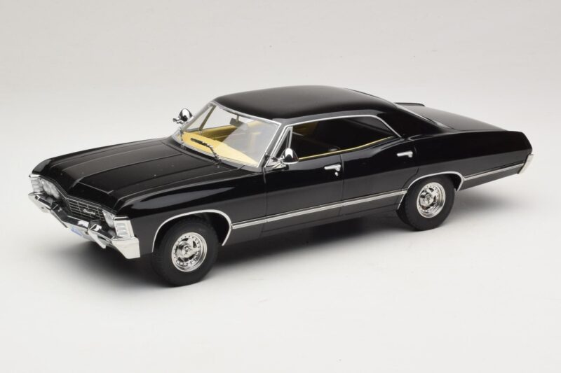 Chevrolet Impala Musta MCG 1:18 MCG181006 Metalli
