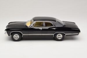 Chevrolet Impala Musta MCG 1:18 MCG181006 Metalli — kuva 3 / 6