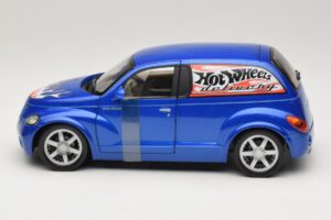 Chrysler PT Cruiser Toimitus Sininen Hot Wheels 1:18 29616 Metalli — kuva 3 / 7
