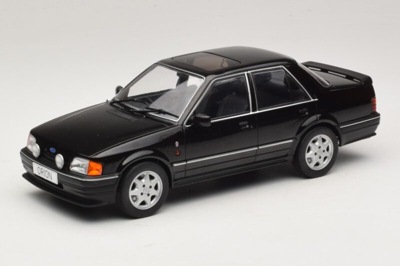 Ford Orion Mk2 RS Package Musta MCG 1:18 MCG18649 Metalli