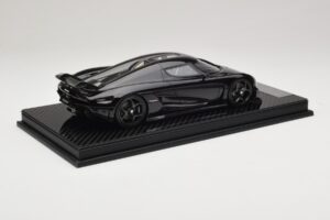 Koenigsegg Regera Musta Hiilikuitupaketti Beige Sisätila FrontiArt 1:18 REMC042 Hartsi — kuva 2 / 7