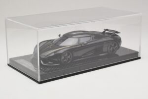 Koenigsegg Regera Musta Hiilikuitupaketti FrontiArt 1:18 F079-179 Hartsi — kuva 6 / 7