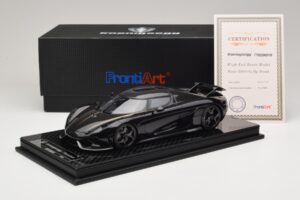 Koenigsegg Regera Musta Hiilikuitupaketti FrontiArt 1:18 F079-179 Hartsi — kuva 7 / 7