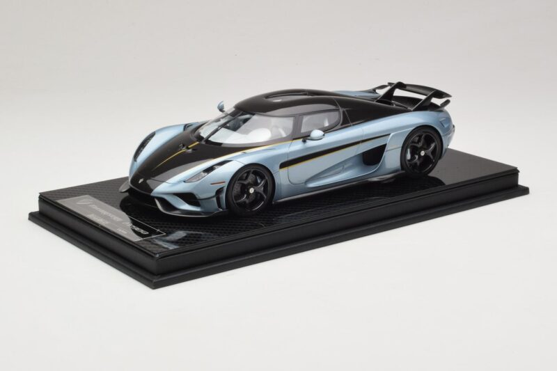 Koenigsegg Regera Sininen Hiilikuitupaketti FrontiArt 1:18 F079-173 Hartsi