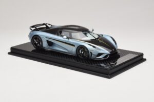 Koenigsegg Regera Sininen Hiilikuitupaketti FrontiArt 1:18 F079-173 Hartsi — kuva 4 / 7