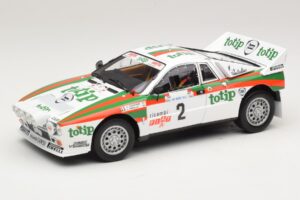 Lancia 037 #2 A. Bettega / M. Perissinot Rally San Marino 1984 Kyosho 1:18 08306F Metalli