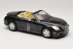 Lexus SC430 Avoauto Musta Motormax 1:18 73119 Metalli — kuva 4 / 6