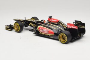 Lotus F1 Team E21 #7 K. Raikkonen Showcar 2013 Minichamps 1:18 110130077 Metalli — kuva 5 / 7