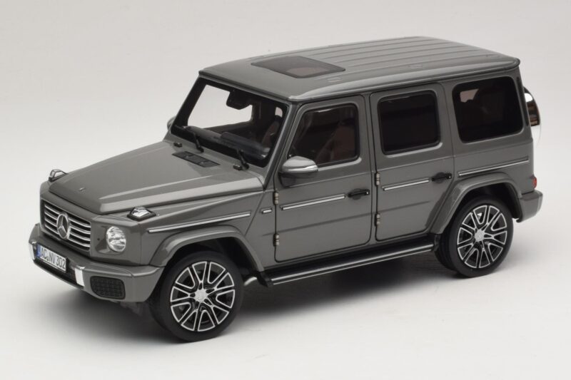 Mercedes G-Class W465 Classic Grey Norev 1:18 183035 Metalli