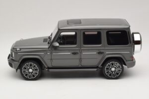 Mercedes G-Class W465 Classic Grey Norev 1:18 183035 Metalli — kuva 3 / 6