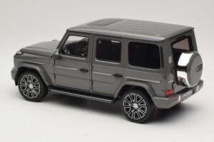Mercedes G-Class W465 Classic Grey Norev 1:18 183035 Metalli — kuva 5 / 6