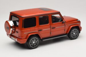 Mercedes G-Class W465 Copper Orange Matt Norev 1:18 183033 Metalli — kuva 2 / 6