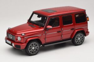 Mercedes G-Class W465 Hyacinth Red Norev 1:18 183037 Metalli