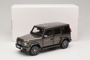 Mercedes G-Class W465 Indium Grey Norev 1:18 183036 Metalli — kuva 6 / 6