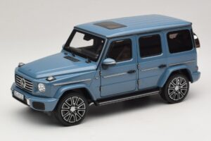 Mercedes G-Class W465 Vintage Blue Norev 1:18 183034 Metalli