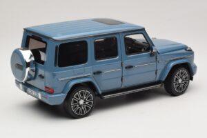 Mercedes G-Class W465 Vintage Blue Norev 1:18 183034 Metalli — kuva 2 / 6