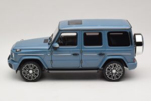 Mercedes G-Class W465 Vintage Blue Norev 1:18 183034 Metalli — kuva 3 / 6