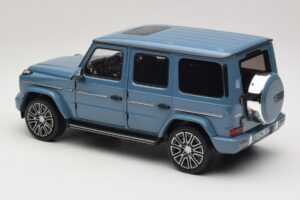 Mercedes G-Class W465 Vintage Blue Norev 1:18 183034 Metalli — kuva 5 / 6