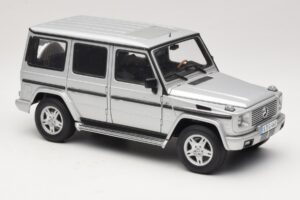 Mercedes G500 W463 LWB Jälleenmyyjäedition Hopea AUTOart 1:18 B66962142 Metalli — kuva 6 / 8