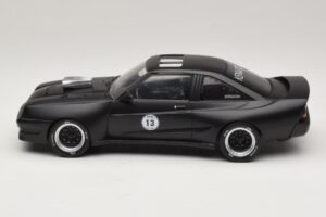 Opel Manta B Custom Matta Musta Kenwood MCG 1:18 MCG18095 Metalli — kuva 3 / 6