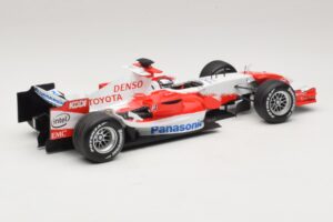 Panasonic Toyota Racing TF106 #11 J. Trulli 2006 Minichamps 1:18 AM59558L Metalli — kuva 2 / 7