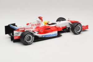 Panasonic Toyota Racing TF106 #12 R. Schumacher Presentation 2006 Minichamps 1:18 AM59553G Metalli — kuva 2 / 6