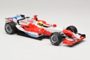 Panasonic Toyota Racing TF106 #12 R. Schumacher Presentation 2006 Minichamps 1:18 AM59553G Metalli — kuva 4 / 6