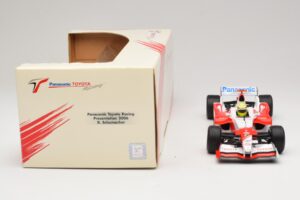 Panasonic Toyota Racing TF106 #12 R. Schumacher Presentation 2006 Minichamps 1:18 AM59553G Metalli — kuva 6 / 6