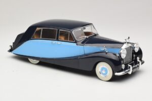 Rolls-Royce Silver Wraith Empress by Hooper Musta & Tummansininen MCG 1:18 MCG18051 Metalli — kuva 4 / 6