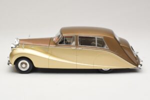 Rolls-Royce Silver Wraith Empress by Hooper Ruskea & Kulta MCG 1:18 MCG18000 Metalli — kuva 3 / 6