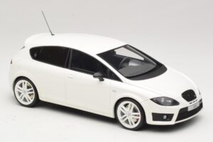 SEAT Leon Cupra R Mk2 Valkoinen Otto 1:18 OT1332 Hartsi — kuva 4 / 6