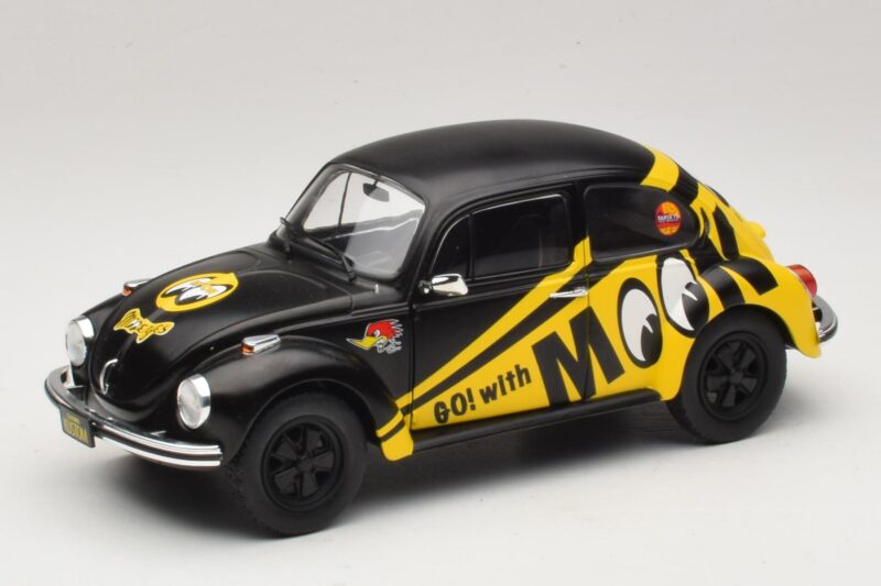 Volkswagen Beetle 1303 Go with Moon Solido 1:18 Volkswagen Beetle 1303 Go with Moon Solido 1:18 S1800519 Metalli