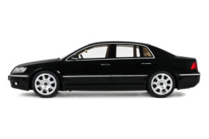 Volkswagen Phaeton 3D 6.0 W12 Musta Otto 1:18 OT1266 Hartsi — kuva 3 / 5