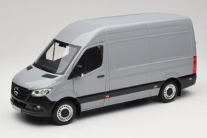 Mercedes Sprinter Harmaa Norev 1:18 Mercedes Sprinter Harmaa Norev 1:18 183042 Metalli