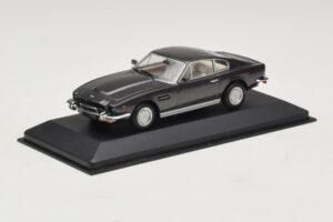 Aston Martin DBS On Her Majesty's Secret Service Korvaava Pakkaus Minichamps 1:43 436137600-R1 Metalli — kuva 2 / 4