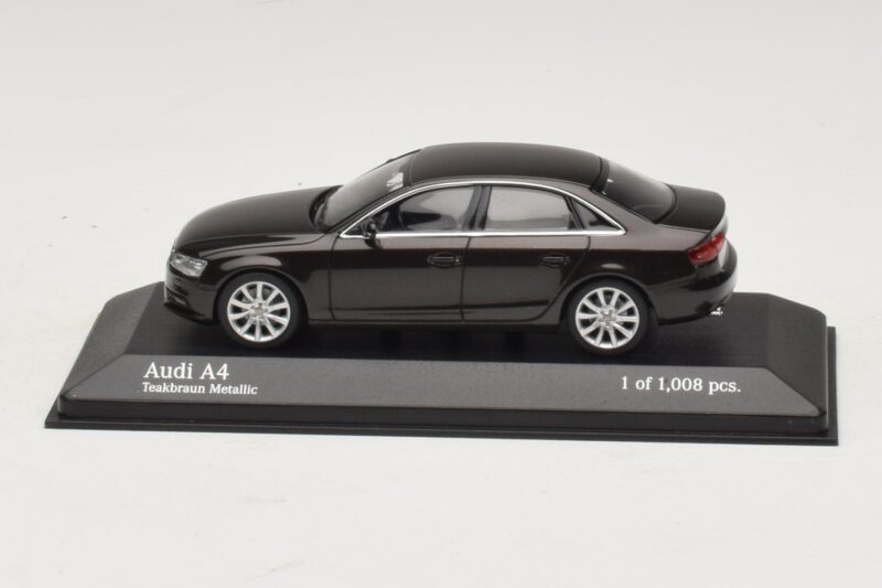 Audi A4 B8 Ruskea Metallinen Minichamps 1:43 Audi A4 B8 Ruskea Metallinen Minichamps 1:43 410011000 Metalli