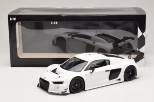 Audi R8 LMS Ultra Valkoinen 2015 Minichamps 1:18 153151100 Metalli — kuva 6 / 6