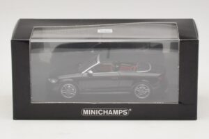 Audi S3 8P Avoauto Musta Minichamps 1:43 437013030 Metalli — kuva 4 / 4