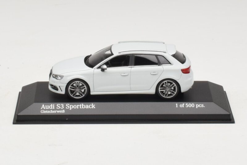Audi S3 8V Sportback Valkoinen Minichamps 1:43 437013010 Metalli