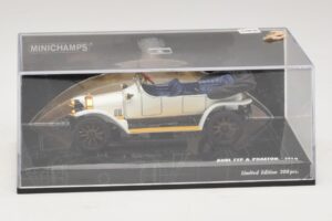 Audi Typ A Phaeton Valkoinen Sininen Minichamps 1:43 437019032 Metalli — kuva 4 / 5