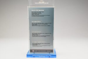 Auto Bild Pienoisautosarja 2004 Minichamps 1:43 AUTOBILD04 Metalli — kuva 4 / 4