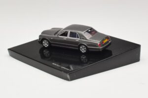 Bentley Arnage T Cypress Grey Minichamps 1:43 BL386 Metalli — kuva 3 / 4