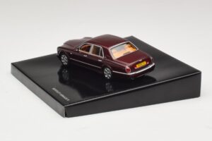 Bentley Arnage R Sunset Red Minichamps 1:43 BL330 Metalli — kuva 3 / 4
