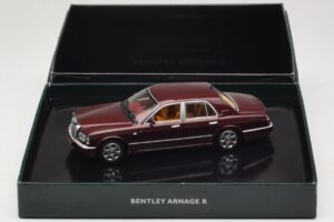 Bentley Arnage R Sunset Red Minichamps 1:43 BL330 Metalli — kuva 4 / 4