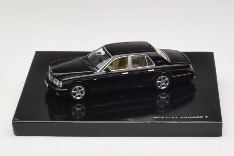 Bentley Arnage T Musta Minichamps 1:43 Bentley Arnage T Musta Minichamps 1:43 BL323 Metalli